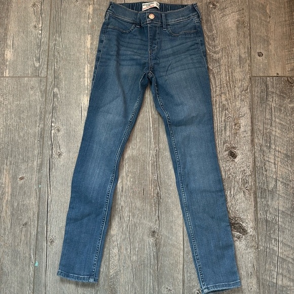 abercrombie kids Other - Abercrombie girls pull on jean legging Size 11 12